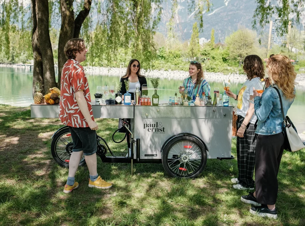 mobile bar from paul&ernst. It can serve as a wine bar, cocktail bar, or also as a smoothie bar